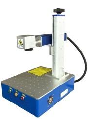 China Jinan FAST 20W/30W/50W CNC Metal Plastic Fiber Laser Marking Engraving Machine factory
