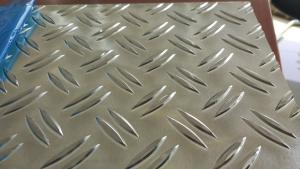 China 3003 6061 6063 6082 6mm Thick Aluminum Checker Plate 4x8 factory