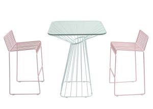 China Pink And Blue Metal Wire 0.038CBM Outdoor Table Chairs factory