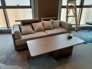 China SS Steel Rectangular Marble Dining Room Table One Table Legs 1200*600*500mm factory