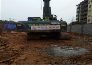 China 1300mm Crawler Borehole Used Pile Driving Equipment 30rpm Small Rotary Drilling Rig factory