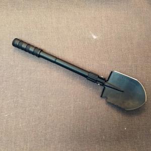 China Outdoor Folding shovel with powder coated surface,professional quality, this is the real tool not joy factory
