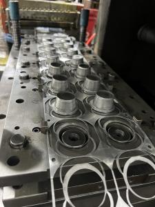 China Progressive automatic die continuous drawing die metal stamping parts production factory