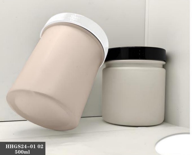 China 500ml PP Cosmetic Jar Customized Shampoo Jar with Srew Cap factory