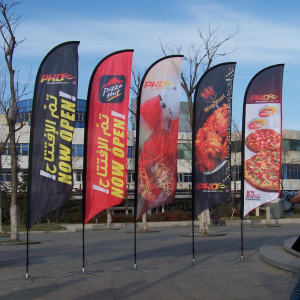 China Customized Large Waterproof Beach Flag Banner Printing for Advertisement factory