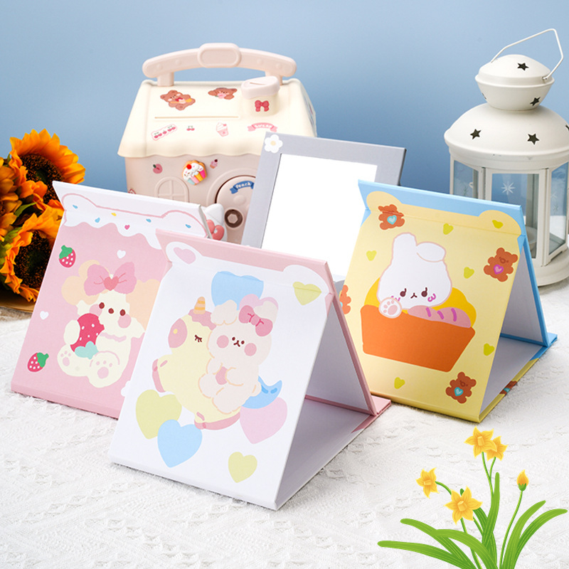 Design Style Fashion Coated Paper Glass Mirror Portable Vanity Light Mini Little Mirror