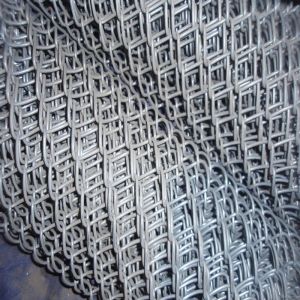 China hot dip galvanized chain link fence on sale