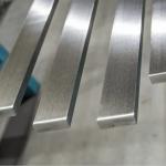 AISI SUS Stainless Steel Flat Bar Hot Rolled Polished Ss 321 316 304 Rod Split