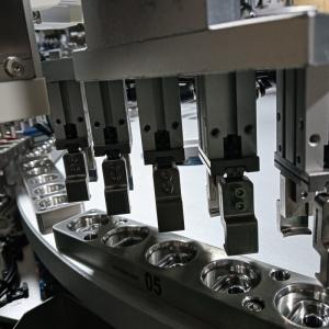 China CE Heli Cap Assembly Machine 380V Automatic Cap Sealing Machine factory
