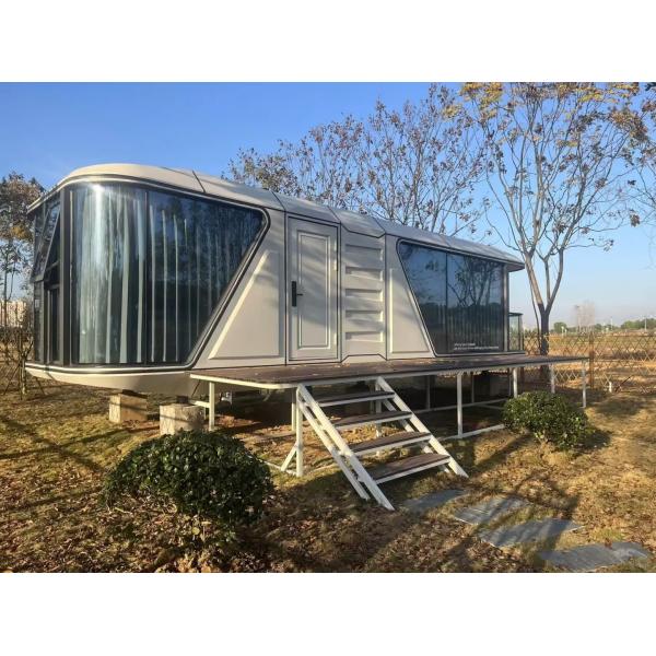 China 10 Tons Luxury Mobile Capsule House With Kitchen With Balcony factory