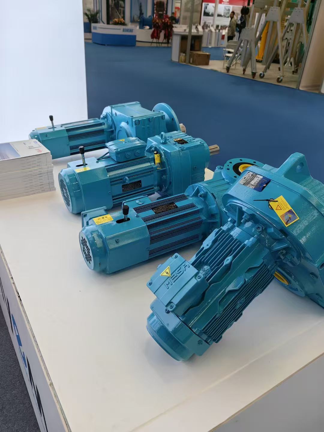 Crane spare parts/EO crane spare parts/EO crane parts manufacturer/2ton-20ton crane drive motor/bridge crane end beam motor/crane running motor