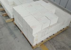 China High Quality White Color Corundum Brick , Corundum Mullite Bricks For Kiln Inner Liner factory