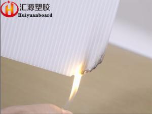 China Fire Rated 250GSM White Corrugated Plastic Sheets 4x8 factory