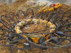 China Heavy Cylinder Pile Cutting Machine Excavator Attachment KP315 KP380 600kN factory