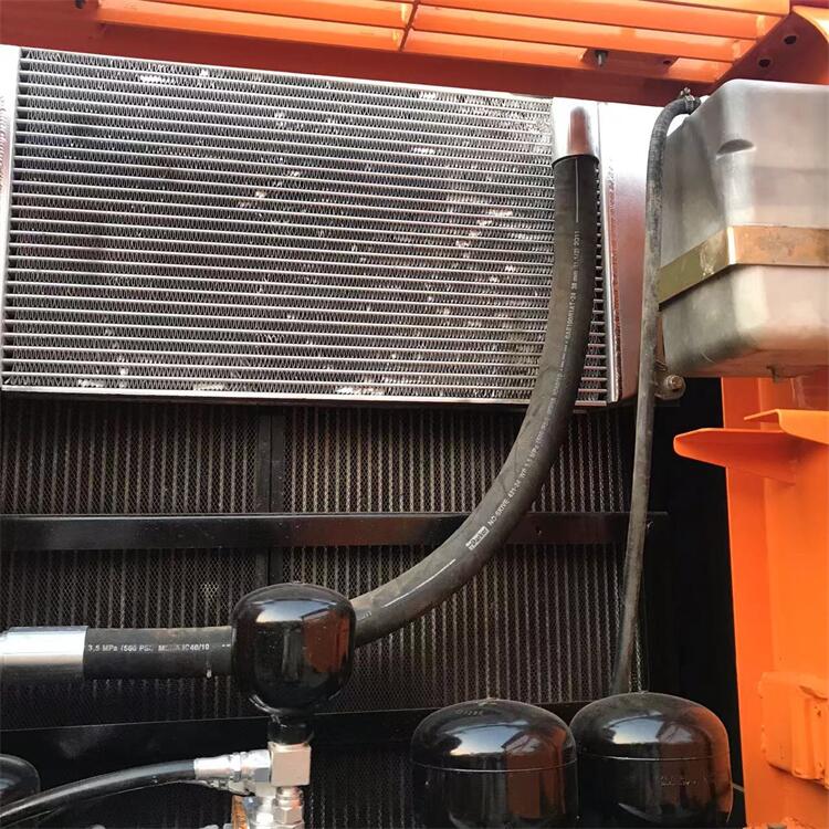 Hyundai 210w-9 R210w-9 Used Wheel Excavator Good Condition Original Hydraulic Cylinder