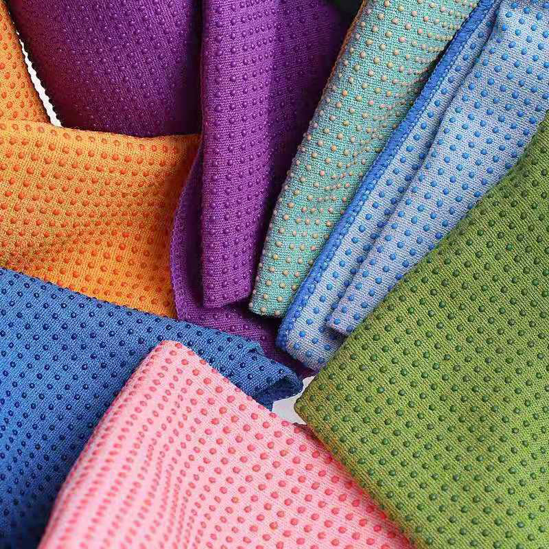 Custom Logo Soft Silicone Microfiber Yoga Towel For Hot Yoga Non Slip