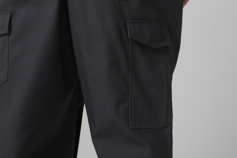 1% Carbon Fiber Anti Static Workwear 350gsm Fire Resistant Bib Overalls