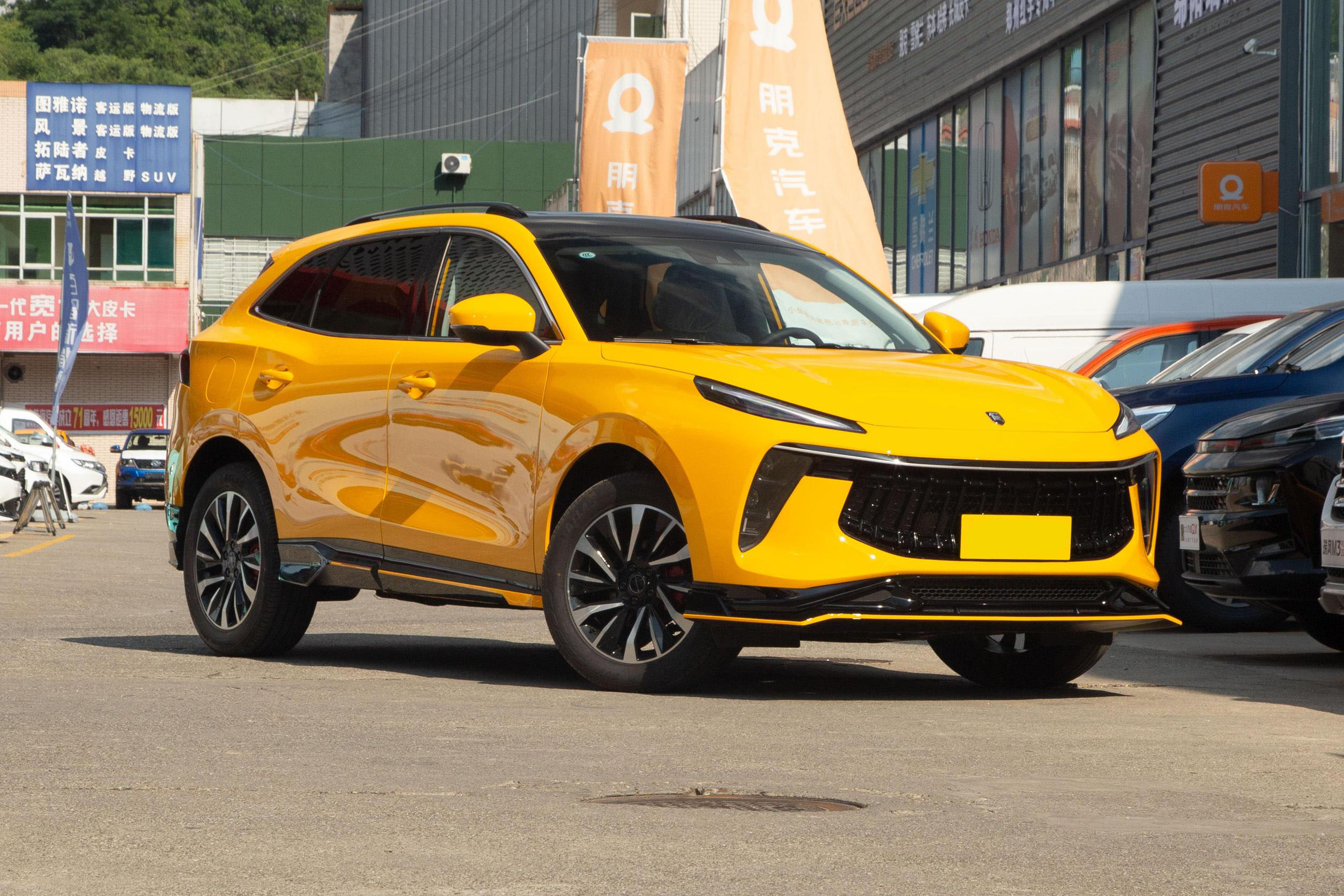 Ternary Lithium Battery 2024 Dongfeng Forthing T5 Evo Suv 2023 Heat Wave 1.5Td Dct Xingyao Edition 197 Hp Petrol Gasoline Car