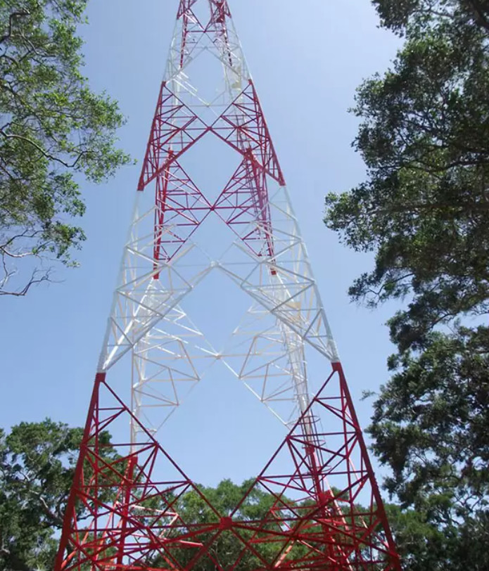 Three Leg Galvanized Angle Iron Telecommunication Tower For Strong Signal Coverage