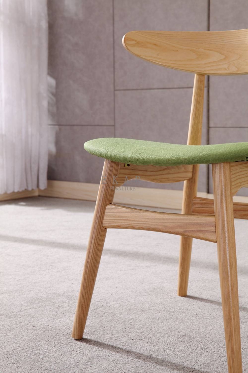 Nordic Design Ash Wooden Upholstered Modern Fabric Dining Chair