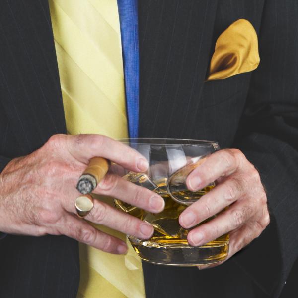 Factory Supply Top Quality Custom Wine Glasses Hotel Home Use Whiskey Glasses