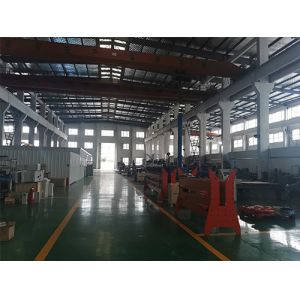 China Horizontal 20mm Wear Plate Cladding Welding Machine factory