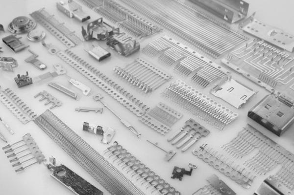 EDM sheet metal stamping dies tolerance Ra 0.005 ISO9001 2008 Certification