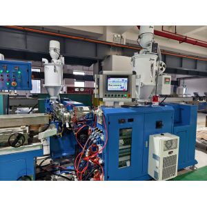 TPE PP Car Wiper Strip Single Screw Extruder / Extrusion Machine