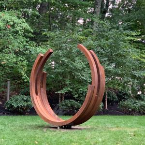 China Dimensional Harmony 2.6m Semi-Circular Corten Sculpture For Gardens &amp; Plazas factory