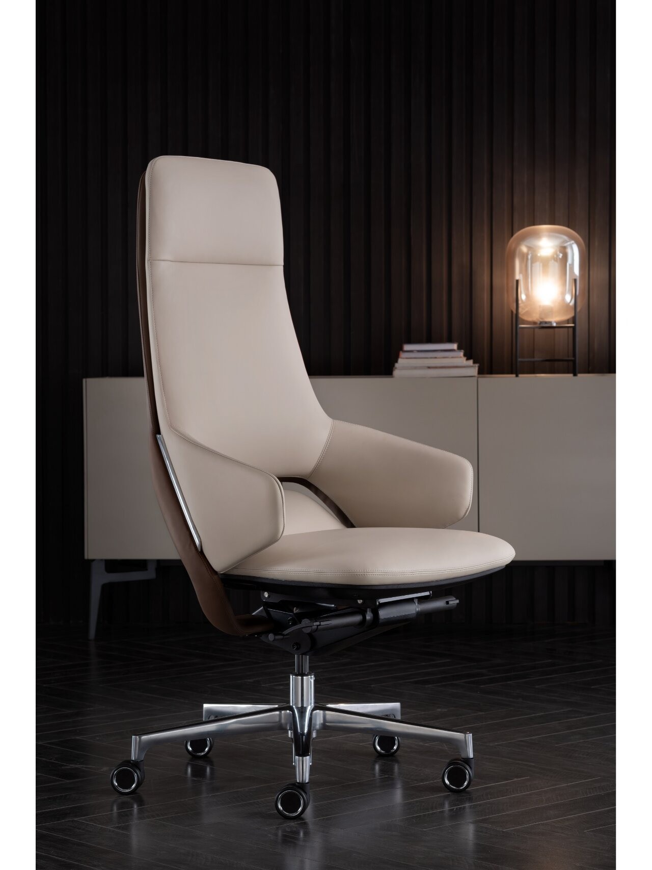 Modern Office Swivel Chair Hotel Study Room High Back Comfortable Leather Chair