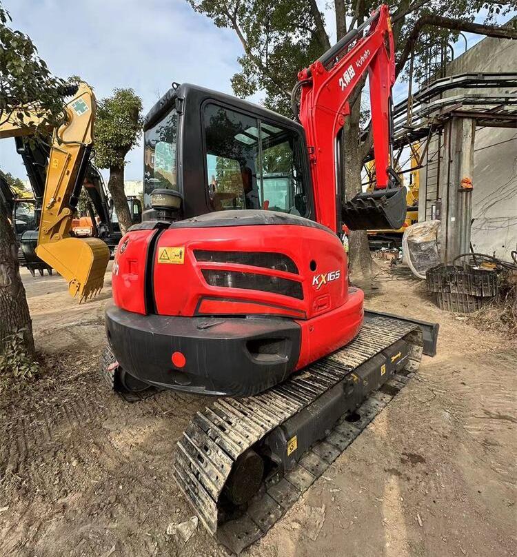 Mini Crawler Used Excavator Kubota KX165 KX165-5 in Shanghai with 840 Working Hours