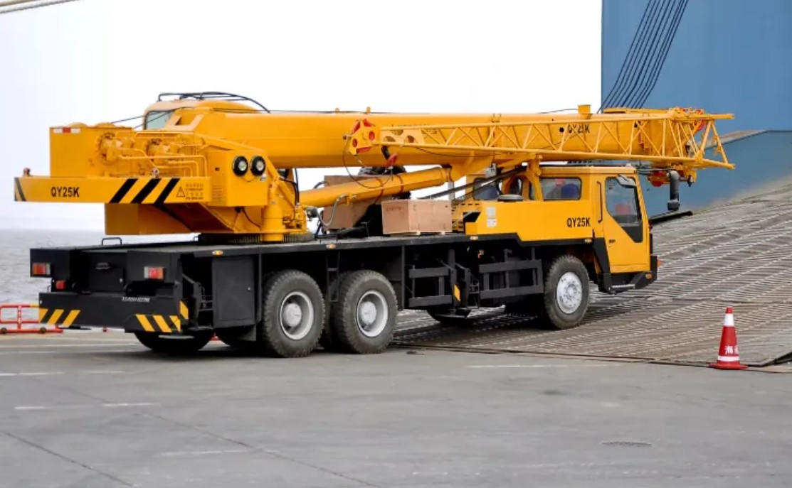 25 Ton QY25K Truck Mobile Crane 1 Year Warranty