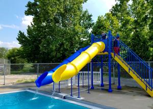 China Fiberglass Swimming Pool Water Park Slide Tubes Small Occupation Land factory