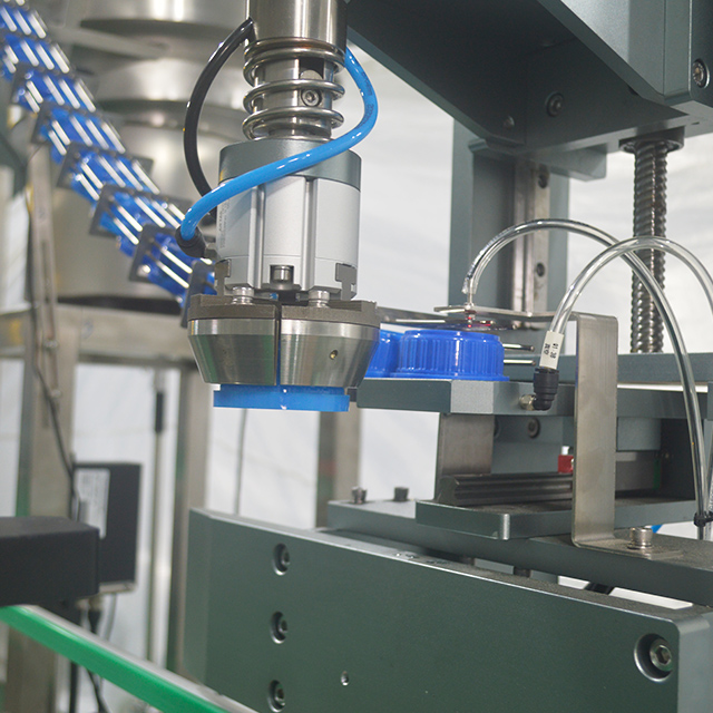Auto Detergent Shampoo Body Wash Gel Lotion Filling Capping Labeling Line