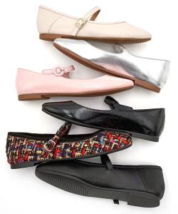 China Open Toe Womens Flat Sandals , Leather Flat Sandals Comfortable factory