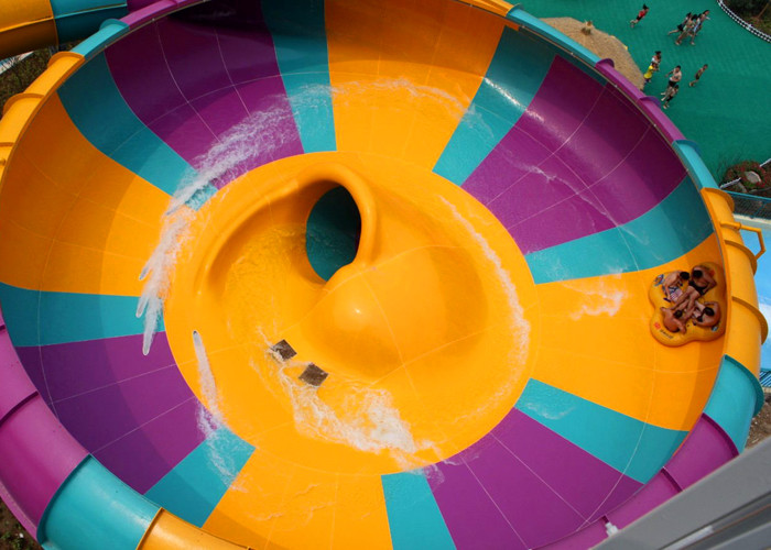 Hot Galvanized Steel Bowl Water Slide Water Supply 150m³/H For Sports Park