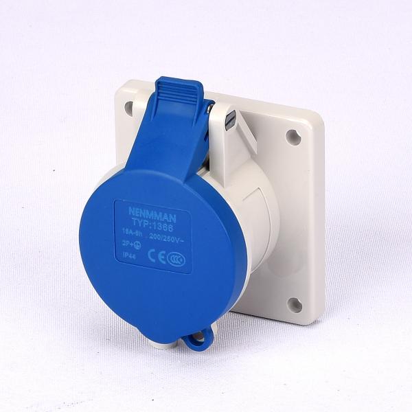 China Industrial Single Phase16A 230V IP44 Panel Mounted Socket IEC standard factory