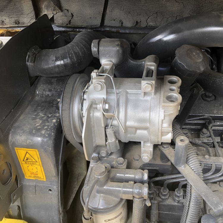 Good Health and Low Operating Cost 8 Ton Used Mini Komatsu PC78 Excavator in Japan