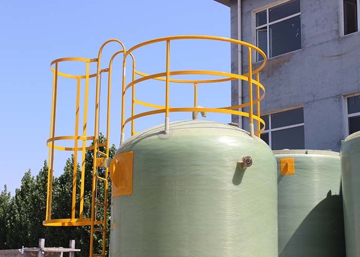 FRP Food Brewing Green Beer Storage Tank Horizontal 1400mm 2m3