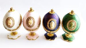 China Luxury RoseFaberge Easter Eggs Jewelry Box Russian Royal Case Metal Faberge Egg Faberge Egg Jewerly Trinke t Box factory