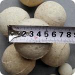 99%95%92% Alumina Inert Ceramic Ball/Sphere in Light Yellow for Chemical
