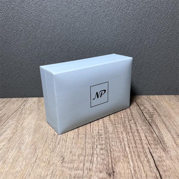 Wholesale Paper Gift Packaging Box with Ribbon for Perfume