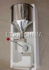 China Manual 5-50ml Liquid Filling Machine Cream Paste Shampoo Cosmetic Filler factory