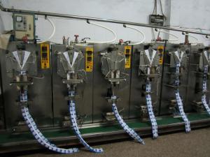 China SS304 PET Water Bottling Equipment Mineral Water Machine 6000 BPH 500 ML factory