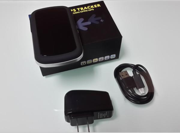 2017 New Vehicle tracker/personal mini gps tracker mini IP67 waterproof gps dog