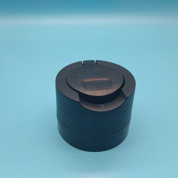 Ultra-Fine Mist Moisturizing Sunscreen Spray Valve for Luxury Facial Care with Weightless Hydrating Finish