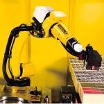 6 Axis Robot Arm Used Industrial Robot 2032MM Reach For Welding