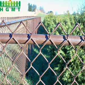 China Welded Wire Mesh Galvanized Chain Link Fence Heavy Duty on sale