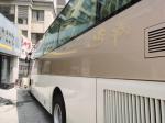 Used Tour Bus Used Golden Dragon Bus XML6113J68 49seats Double Doors Yuchai