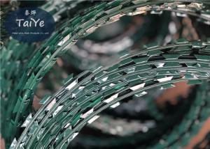 China Green Plastic PVC Coated Razor Wire BTO22 Type High Tensile Prison Razor Wire factory